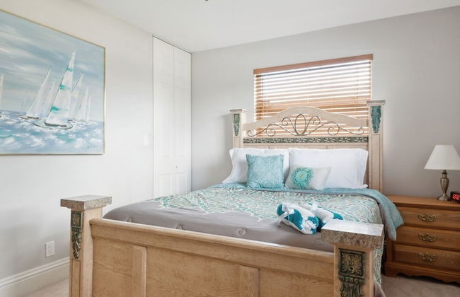 Coastal Charm: Seaside Hideaway 3 Bedroom Home by RedAwning - Foto 10