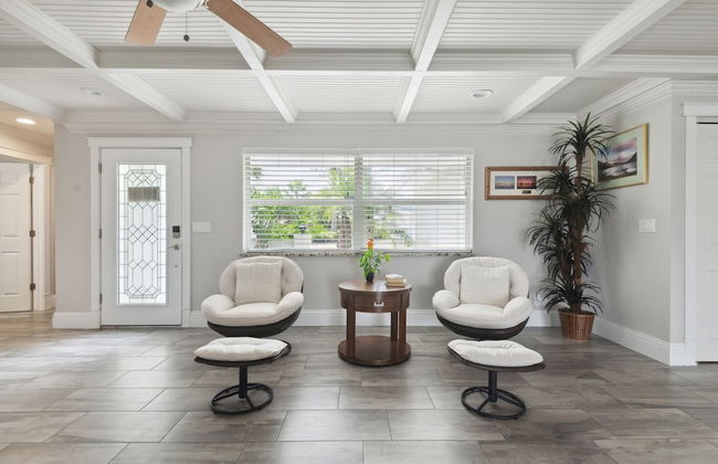 Coastal Charm: Seaside Hideaway 3 Bedroom Home by RedAwning - Foto 44