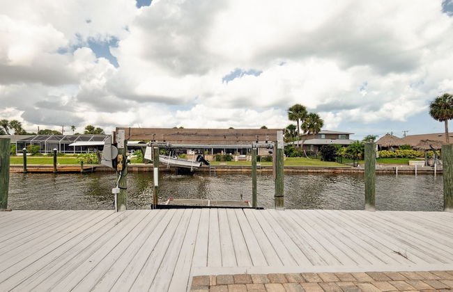 Coastal Charm: Seaside Hideaway 3 Bedroom Home by RedAwning - Foto 56