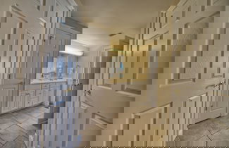 Foto 2 - Comfortable High-Rise Condo with Beach Access - Unit 1404 by RedAwning
