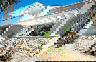 Photo 1 - Zaton Apartment With Shared Pool