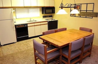 Photo 14 - Seven Springs Stoneridge 3 Bedroom Standard Condo - Pet Friendly! by RedAwning - Save 10% on 3 Nights, 15% on 5 Nights!