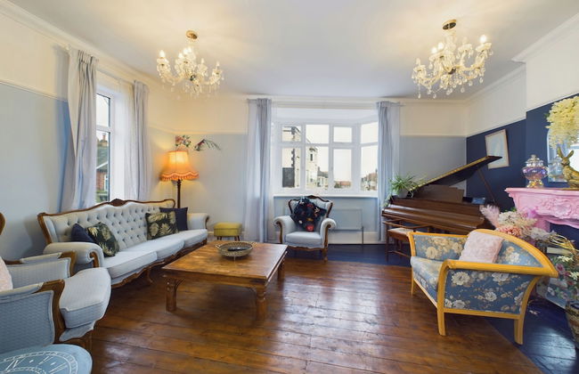 Unique 2 bed Leigh-on-sea- With Real Piano - Photo 26