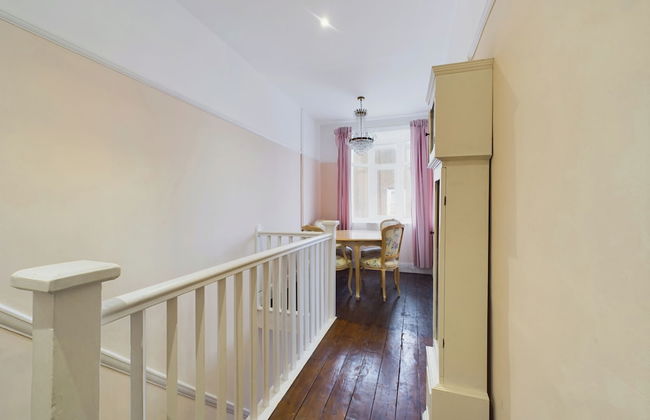 Unique 2 bed Leigh-on-sea- With Real Piano - Photo 24