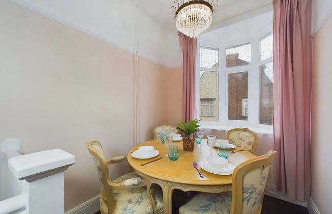 Unique 2 bed Leigh-on-sea- With Real Piano - Photo 21