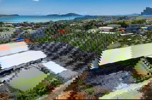 Photo 32 - 4-Storey Villa Mare with Seaview Pool