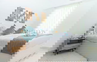 Photo 2 - Bloomfields 2BR TH Marina Square Al Reem