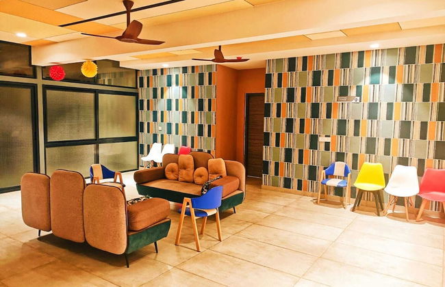 Luxury 4BHK in E-City with 40 Amenities - Photo 35