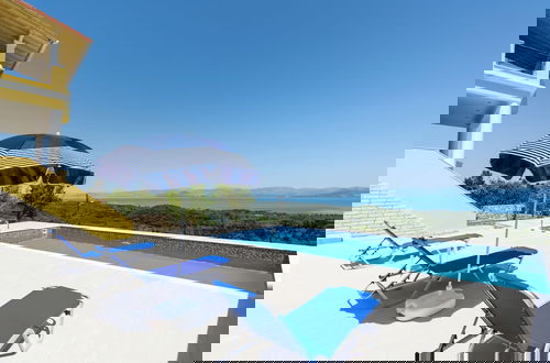 Foto 59 - Villa Marafen by Corfu Escapes
