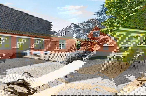 Foto 31 - Holiday Home With North sea View