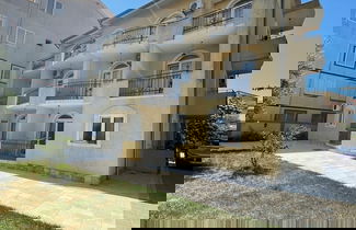 Foto 1 - Luna Apartments