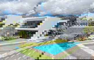 Photo 1 - Luxury Diamond House