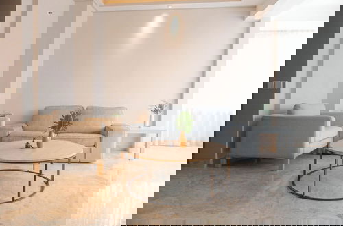 Foto 5 - Spacious and Homey 1BR at Talang Betutu Apartment near MRT Station