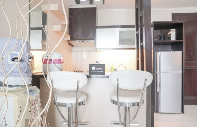 Elegant and Comfy 1BR with Extra Room Apartment at Bellagio Residence - Photo 7