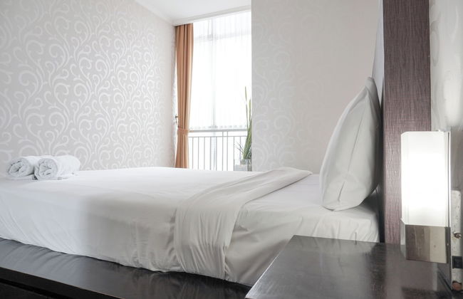 Elegant and Comfy 1BR with Extra Room Apartment at Bellagio Residence - Photo 5