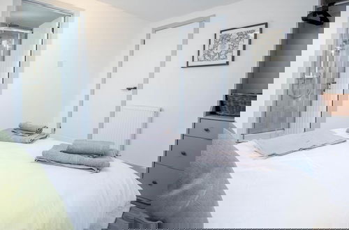 Foto 13 - Sandy Steps - 1 Bedroom Apartment - Tenby