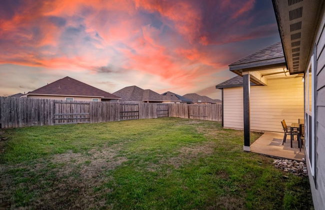 Spacious One-level Home - Calm Neighborhood Yard - Photo 31