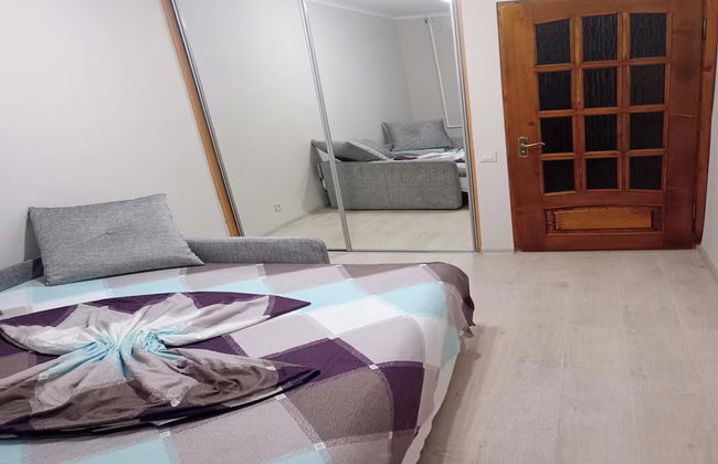 Peaceful Chișinău Retreat With Central Heating & Private Entrance - Foto 6