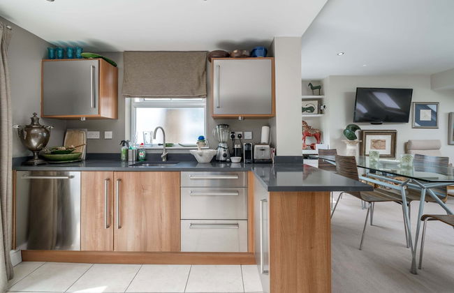 Modern flat near Battersea Park - Photo 5