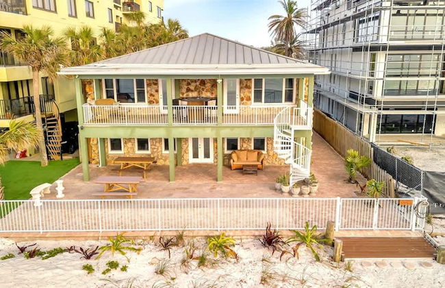 Stones Throw Beachside Bungalow 1 ON THE Beach - Foto 16