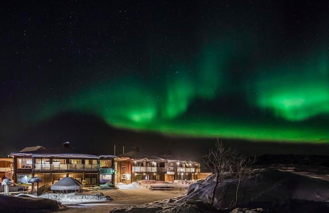 Arctic Lodge - Photo 8