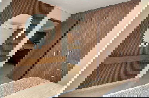 Photo 21 - Torre Eleve Apartments