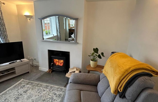 2 Bedroom Cottage Free Private Parking Fire Place - Foto 8