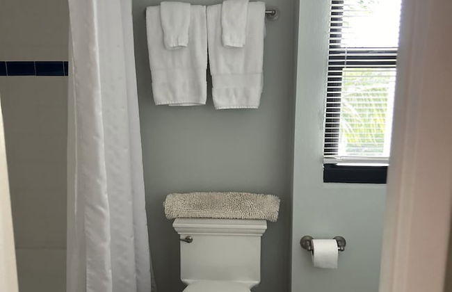 This Condo Is Located In One Of Islamorada's Most Prestigious Condo Complexes. 2 Bedroom Condo by RedAwning - Foto 18