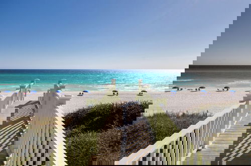 Foto 48 - Coastal Hideaway: Cozy Beachfront Studio Sleeps 4 With Stunning Views!