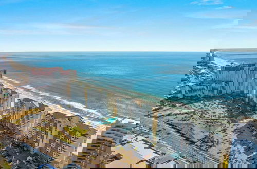 Foto 57 - Coastal Hideaway: Cozy Beachfront Studio Sleeps 4 With Stunning Views!
