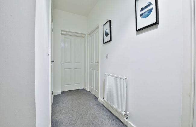 2 Bed Flat with Parking Near Waterfront - Foto 44