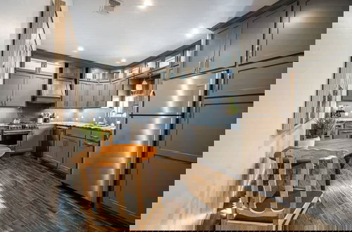Foto 69 - Luxurious Historic 5BR Fredericksburg inn w spa