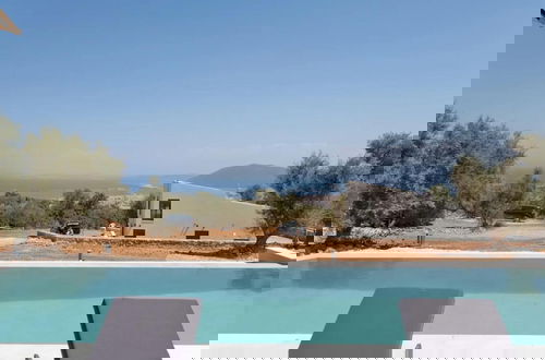 Foto 3 - Villa Andria With 5 Bedrooms and 5 Bathrooms