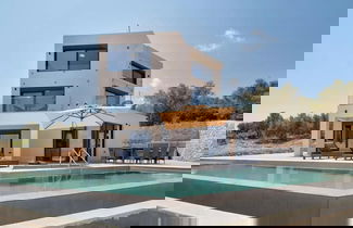 Foto 1 - Villa Andria With 5 Bedrooms and 5 Bathrooms
