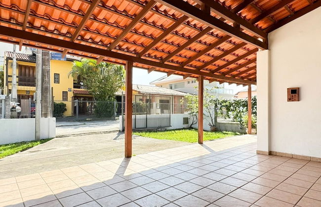 Casa Aconchegante a 100 metros da praia - Foto 36