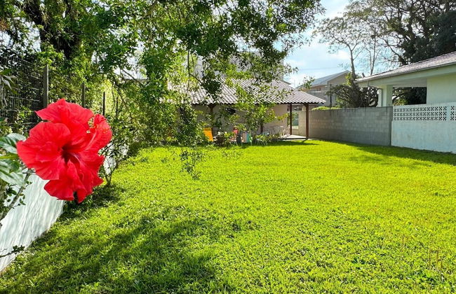 Casa Aconchegante a 100 metros da praia - Foto 38