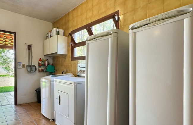 Casa Aconchegante a 100 metros da praia - Foto 34