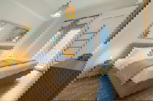 Foto 4 - Phaedrus Living: Kallithea Heights Residence