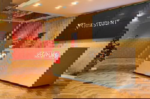 Photo 2 - Vita Student-Only Circle Square