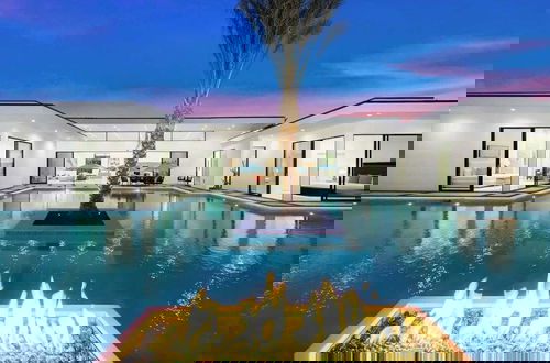 Foto 2 - Luxury Indio Villa Pool, Hot Tub, Putting Green Minutes From Dining & Golf