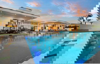 Foto 3 - Bravo by Avantstay Luxe Villa w/ Pool, Hot Tub & Pickleball Sleeps 21