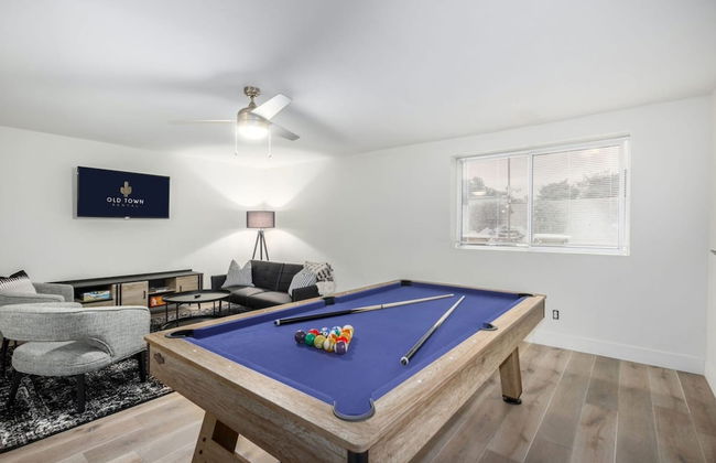 5BR Citrus Estate Sleeps 13 Free Htd Pool Gameroom - Photo 2
