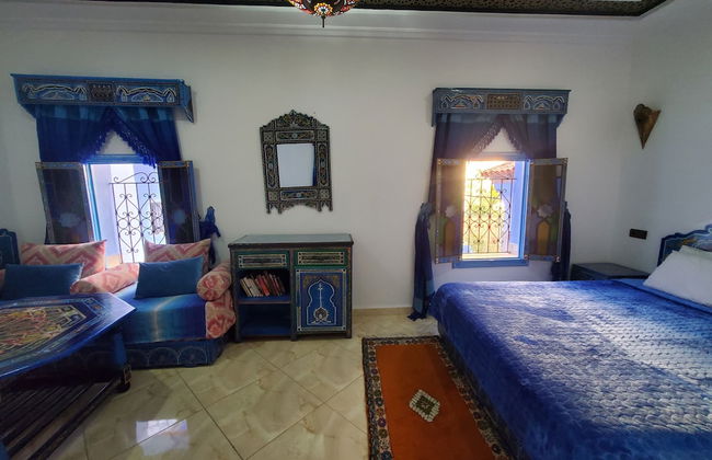 Hotel Blue City - Photo 12