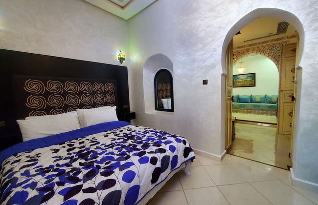 Hotel Blue City - Photo 13