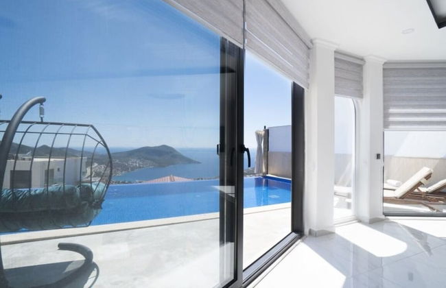 Stunning 4-bedroom Villa in Kaş With Private Pool and Breathtaking Ocean Views - Foto 15