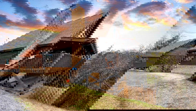 Foto 1 - Mountains are Calling by Avantstay Sleeps 8 Hot Tub + Game Loft Located in Douglas Lake Resort