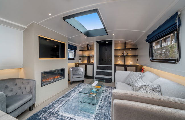 Elegant houseboat near Canary Wharf - Photo 27
