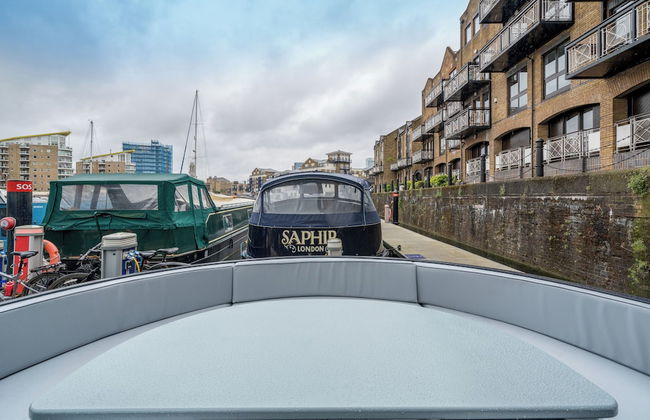 Elegant houseboat near Canary Wharf - Photo 35