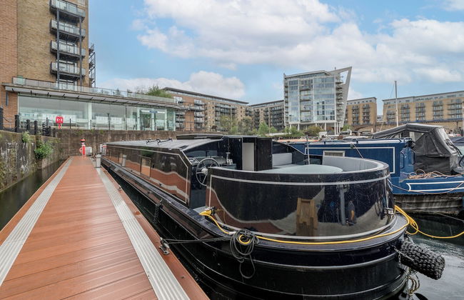 Elegant houseboat near Canary Wharf - Photo 33