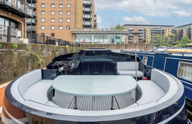 Elegant houseboat near Canary Wharf - Photo 34